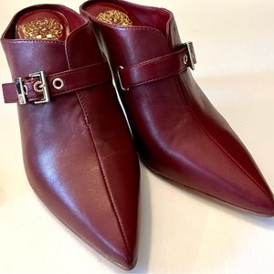 Vince Camuto Women's Maroon Mules